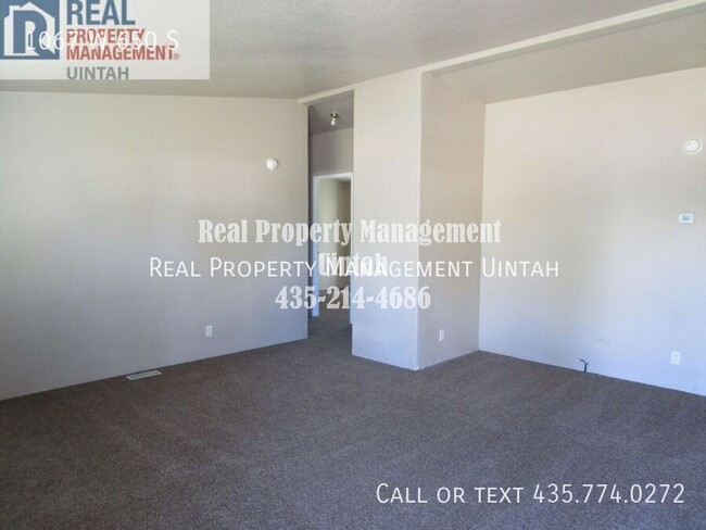 Building Photo - 1067 W 650 S