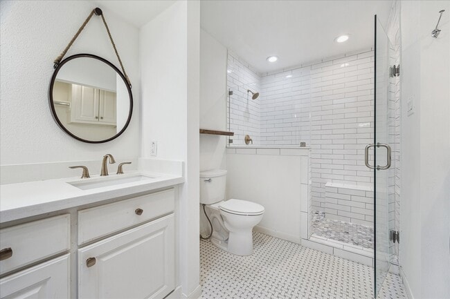 Building Photo - 2820 Rice Boulevard