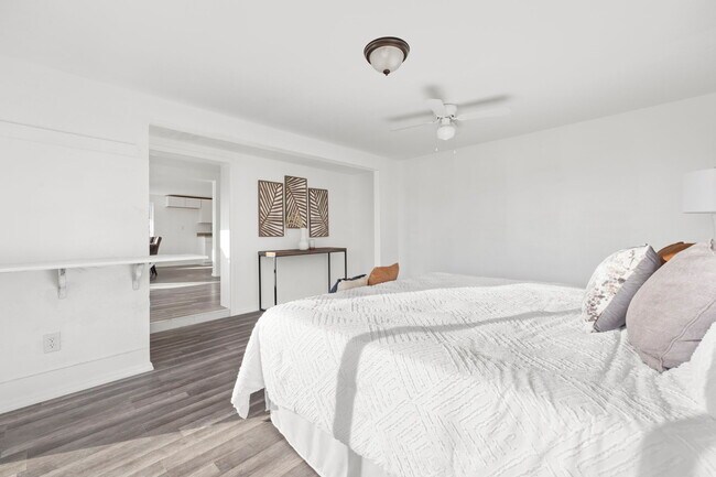 Building Photo - 221 Duxbury Ave