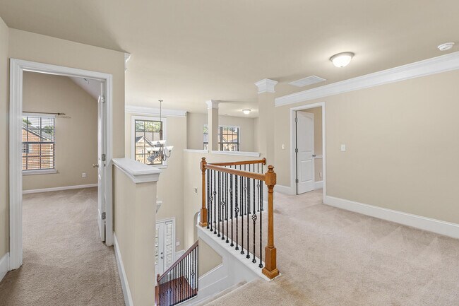 Building Photo - 1023 Iris Glen Dr