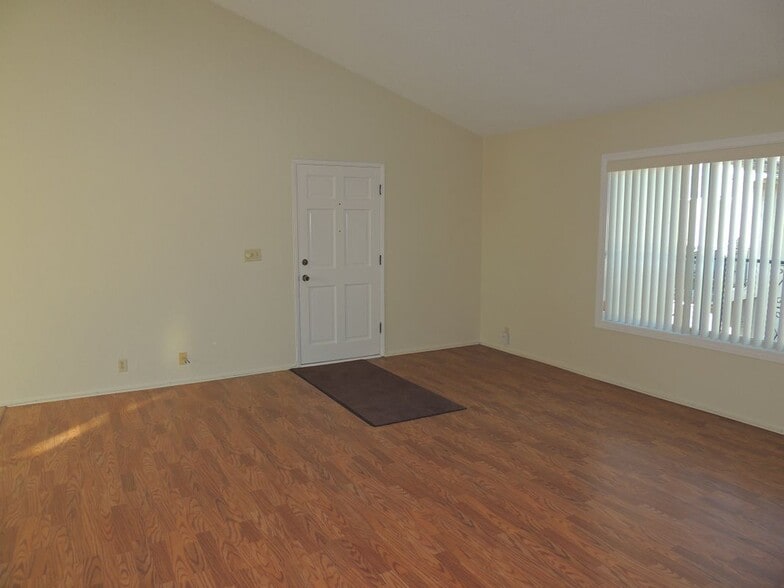 Building Photo - 430 Ohio Ave