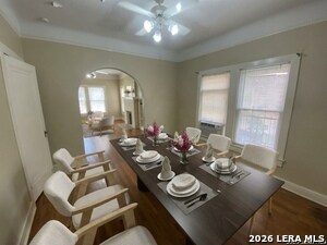 Building Photo - 247 E Lullwood Ave