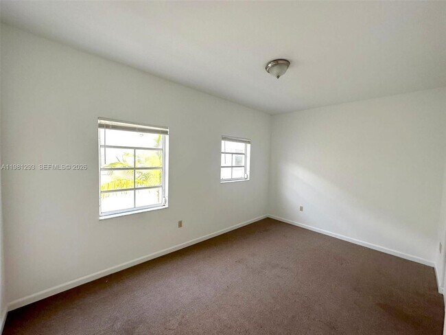 Building Photo - 1525 Pennsylvania Ave