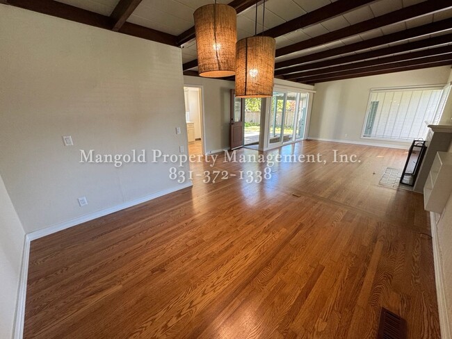 Building Photo - $500 Move-In special- Cozy 2-Bedroom 2-Bat...