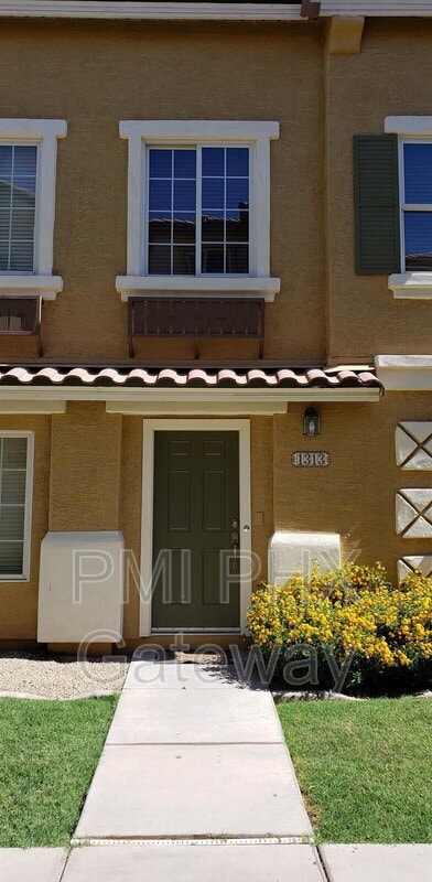 Building Photo - 1313 S Sabino Dr