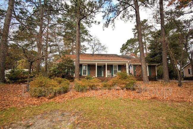 Building Photo - 1651 Greenock Ave