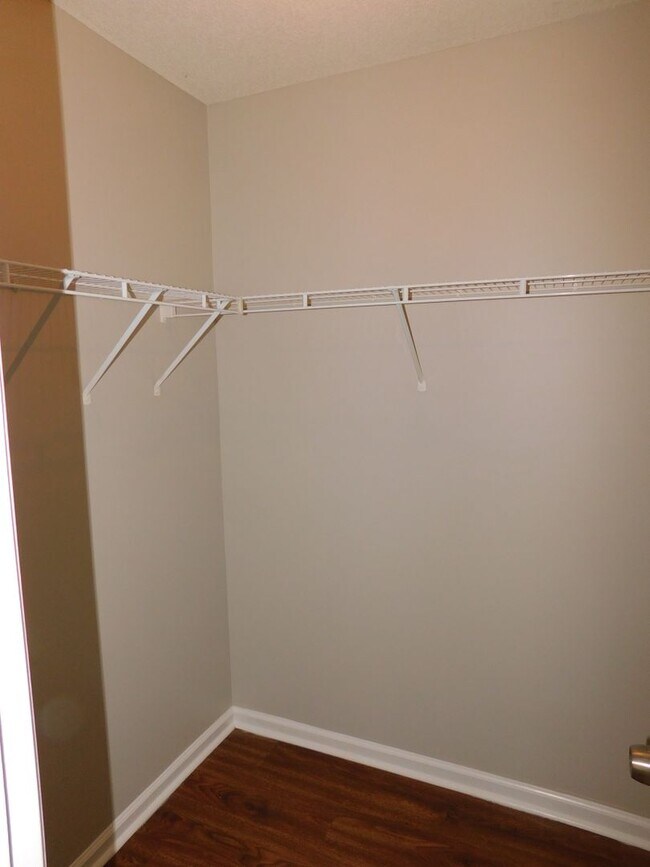 Building Photo - 5539 Bradley Dr