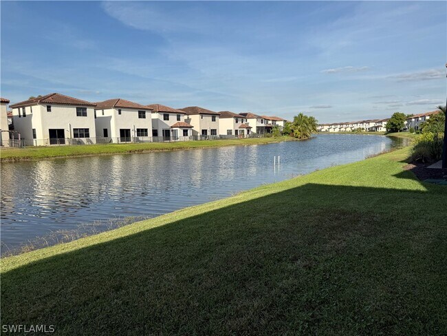 Building Photo - 5483 Cameron Dr