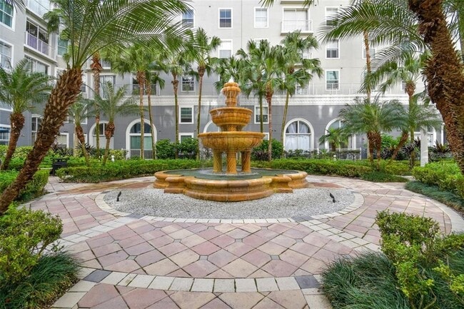 Building Photo - 700 S Harbour Island Blvd