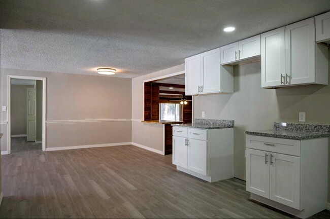 Building Photo - 17125 Rich Jo Cir