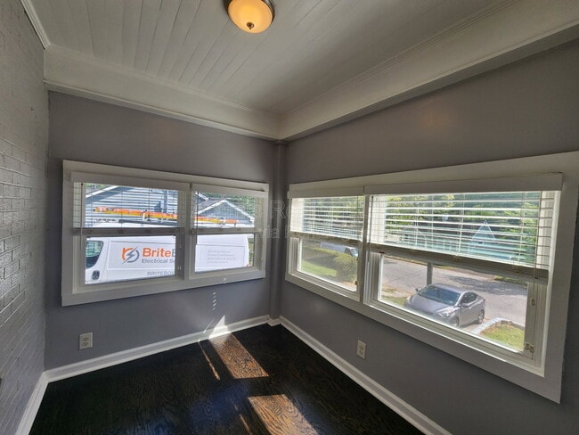 Building Photo - 120 Burbank Dr NW