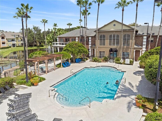 Building Photo - 2532 Grand Central Pkwy