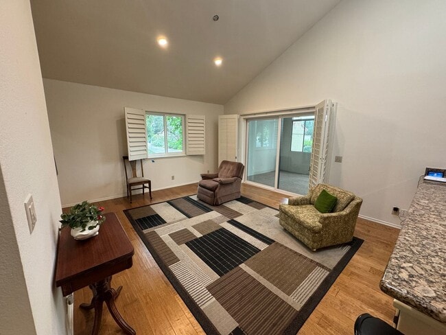 Building Photo - Exceptional Custom Home in Orcutt