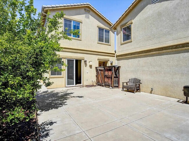 Building Photo - 4312 Middlefield Dr