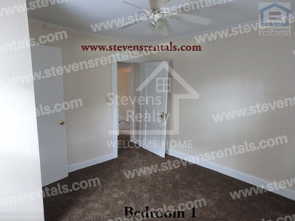 Building Photo - 1904 N Dixie Ave