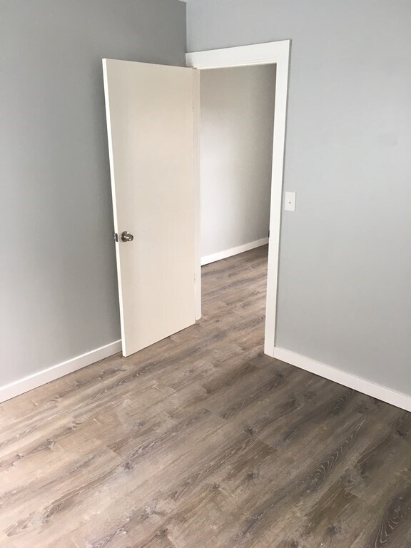 Building Photo - 28 Warnock St