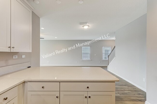 Building Photo - 278 Holly Forest Dr