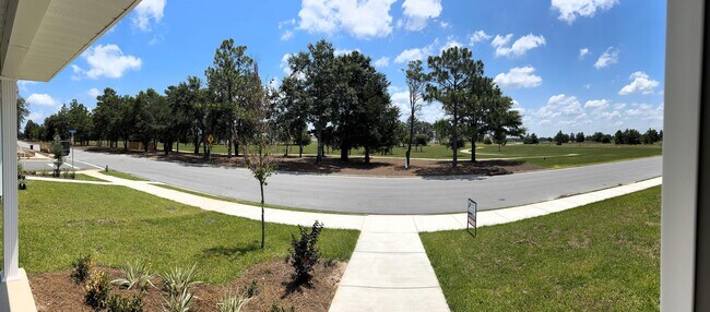 Building Photo - 133 Staggerbush St