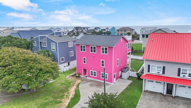 Building Photo - 925 General Whiting Blvd