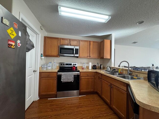 Building Photo - 3/2 in Daytona Beach