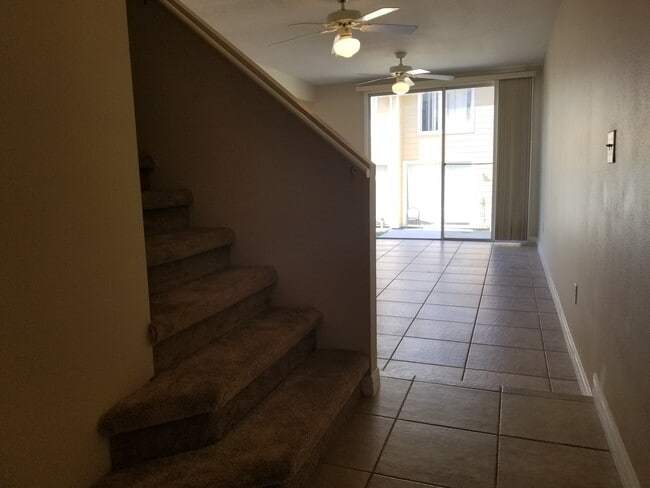 Building Photo - 411 Australian Way