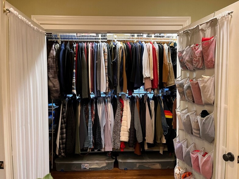 Walk-in Closet - 2106 Colquitt St