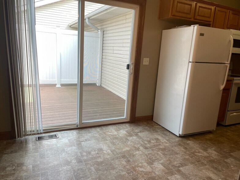 Building Photo - 7364 Mercy Ln