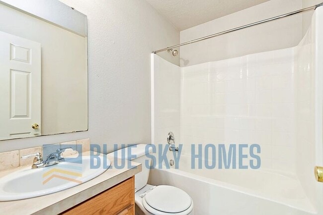 Building Photo - 19712 Susquehanna Way