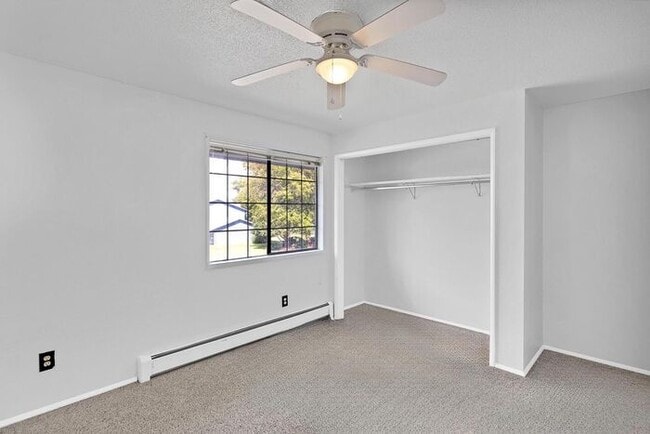 Building Photo - 2 Bedroom Condo near CMU