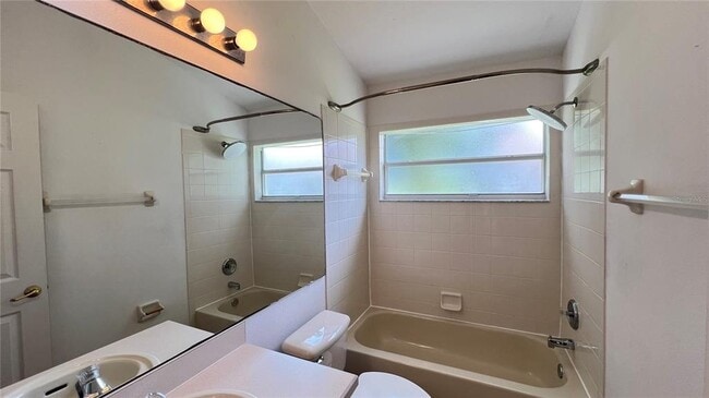 Building Photo - 3024 Samosa Hill Cir
