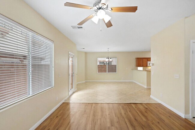 Building Photo - Northwest 3 Bedroom 2.5 Bath Home In Gated...