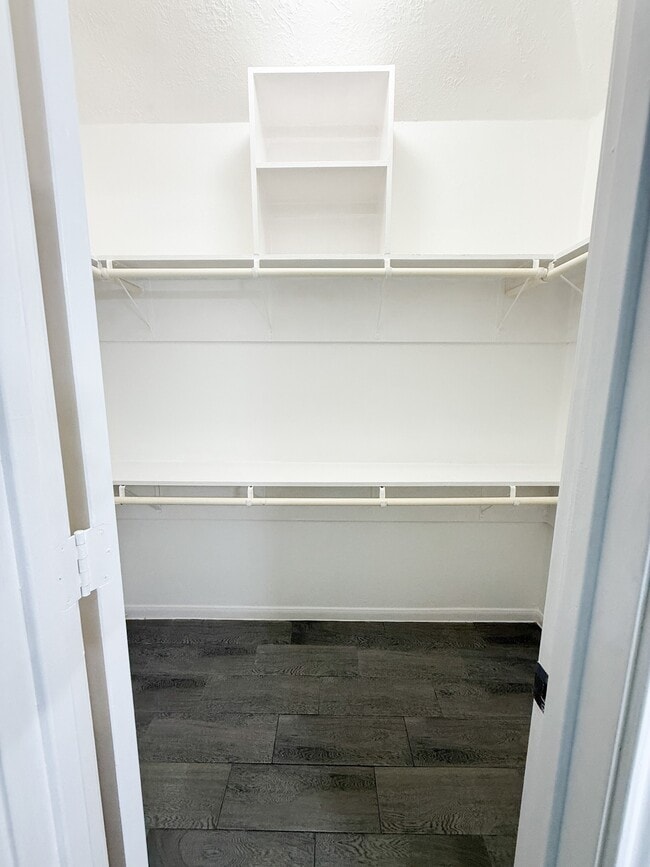 Building Photo - 3348 Reeves St