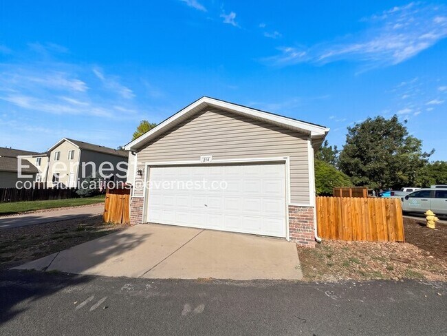 Building Photo - PROMO: Get 1 Month FREE when you sign a 2-Year Lease!/3 bed/2 bath Spacious Home with Modern Amen...
