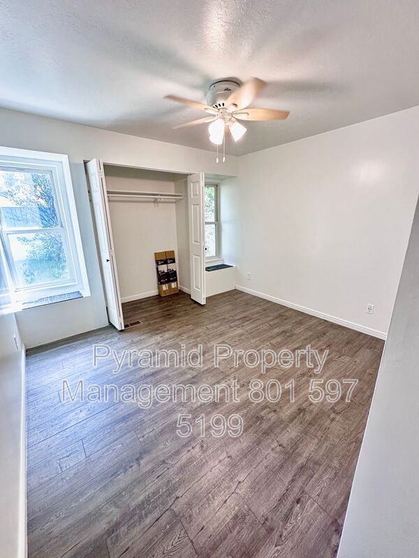 Building Photo - 1099 Shepard Ln