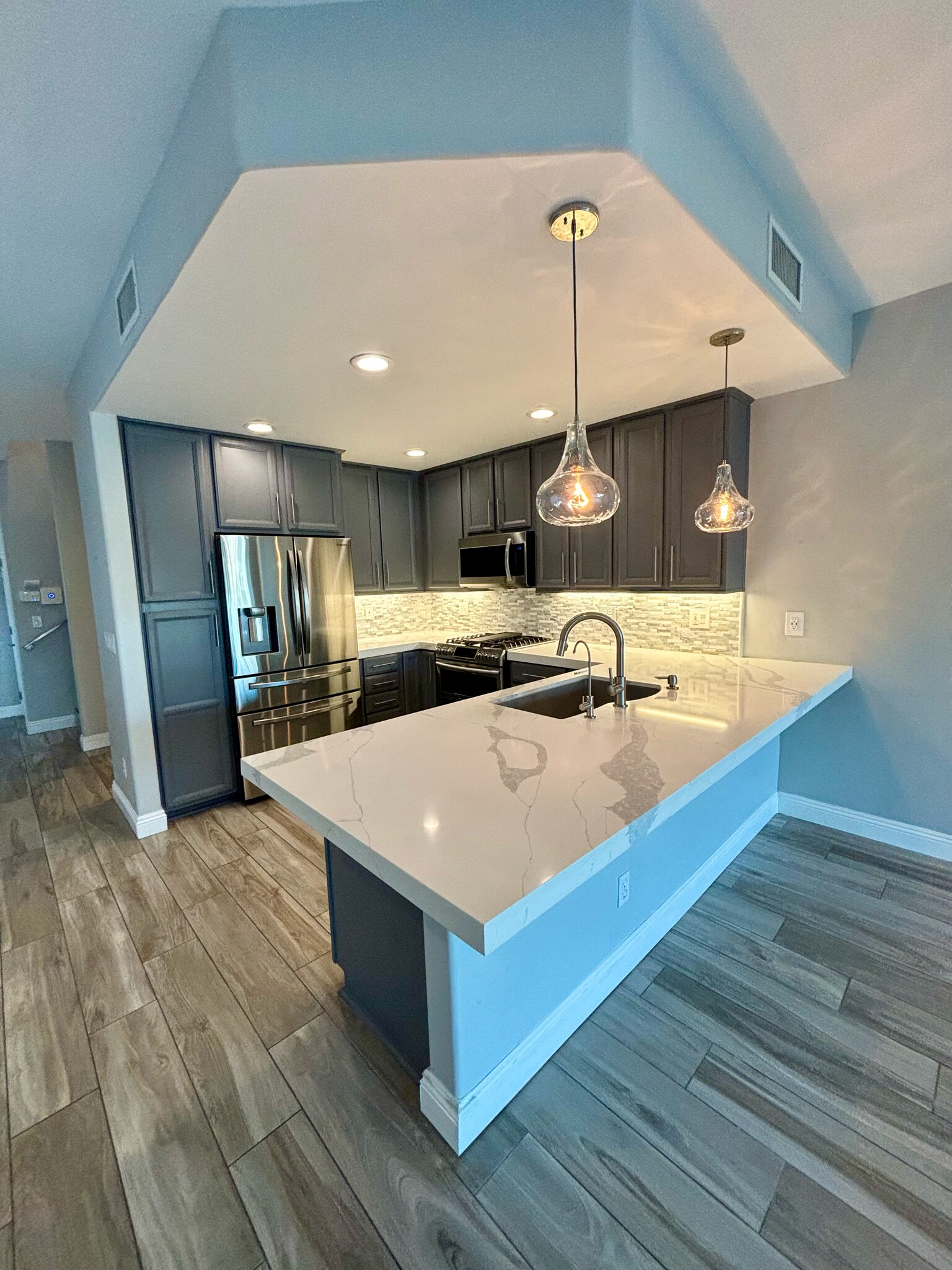 Building Photo - 259 Elder Ave