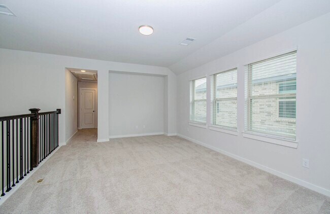 Building Photo - 14910 Mossycup Spur Wy