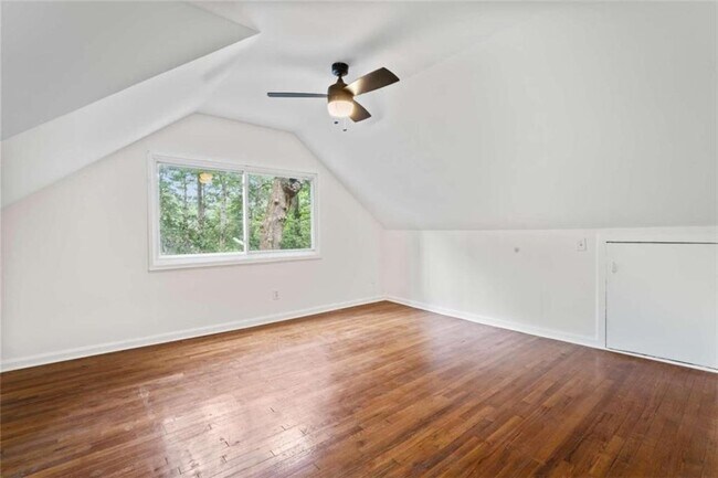 Building Photo - 2735 Defoors Ferry Rd NW