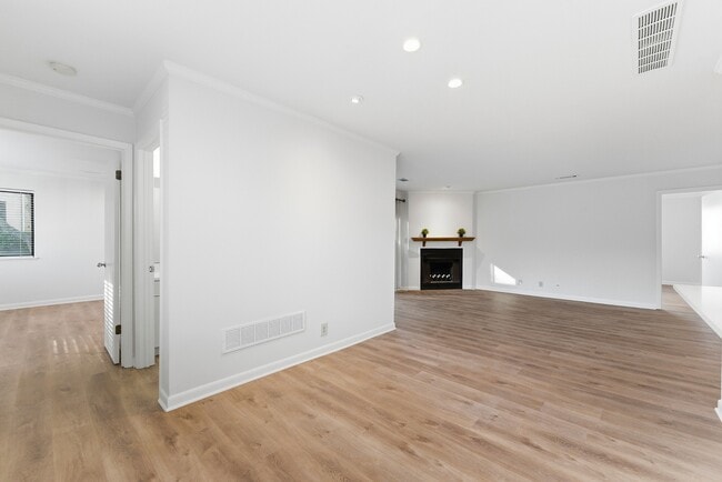 Building Photo - 56 Finch Trail NE