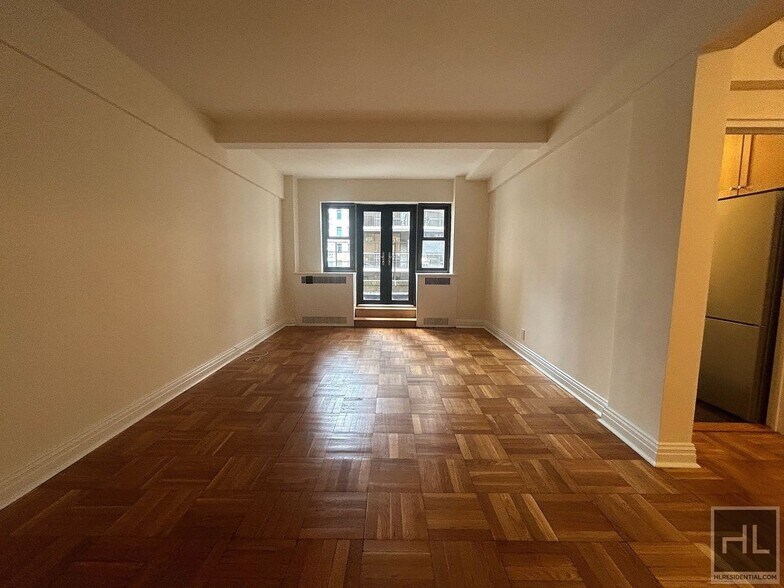 Building Photo - EAST 56 STREET