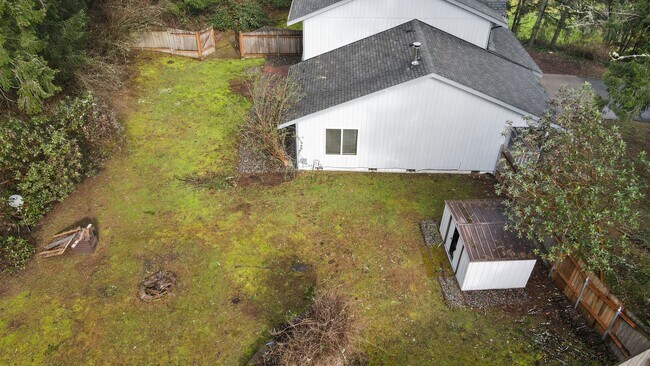 Building Photo - MOVE IN READY! Lake Forest home - 3 bedrooms - North Thurston School District