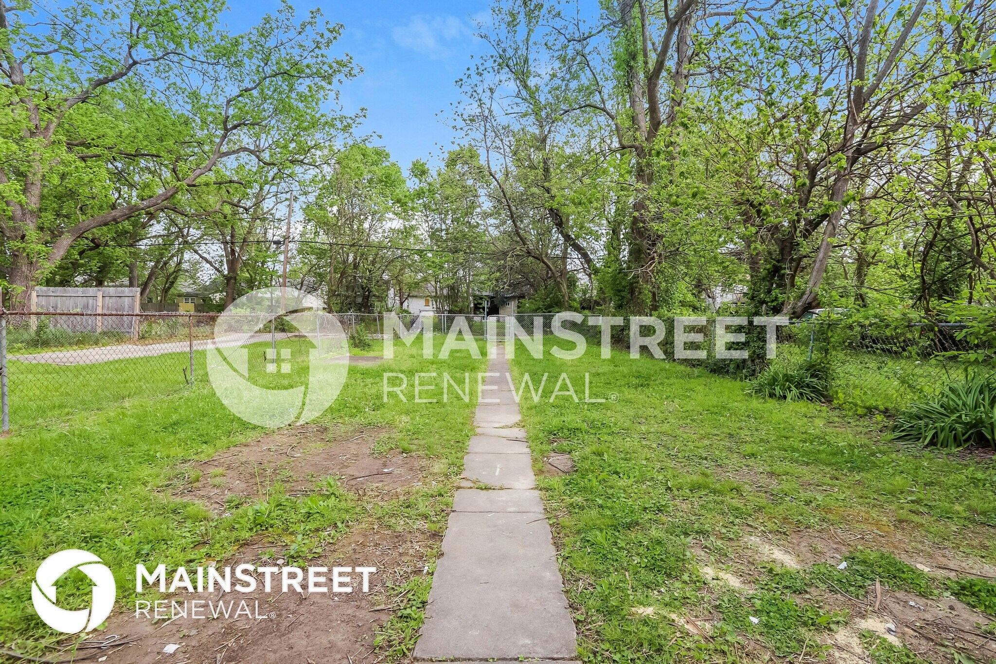Building Photo - 3909 River Park Dr
