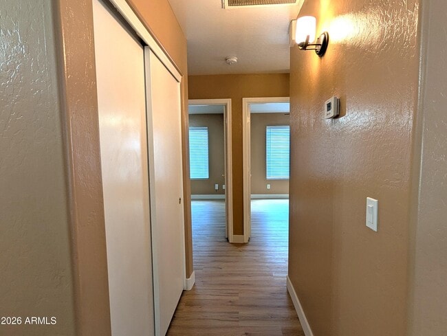 Building Photo - 13216 W Mauna Loa Ln