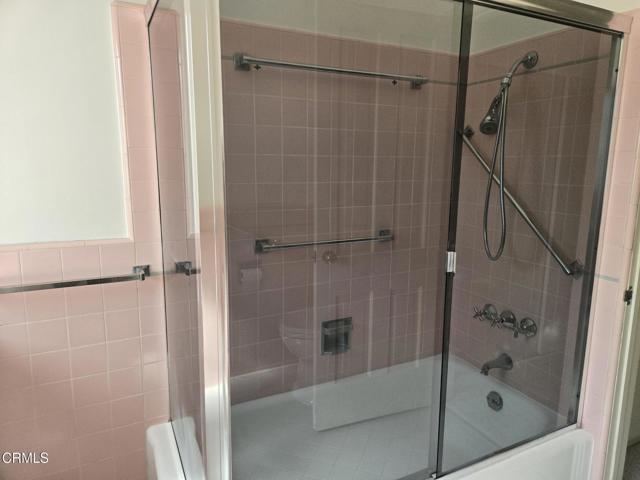 Building Photo - 660 S Orange Grove Blvd