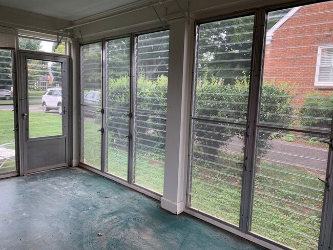 Building Photo - 2 Story Brick House off Boonsboro Road