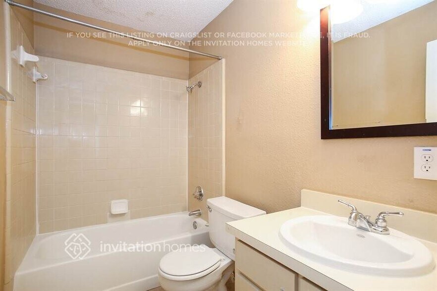Building Photo - 6410 Walnut Springs Dr