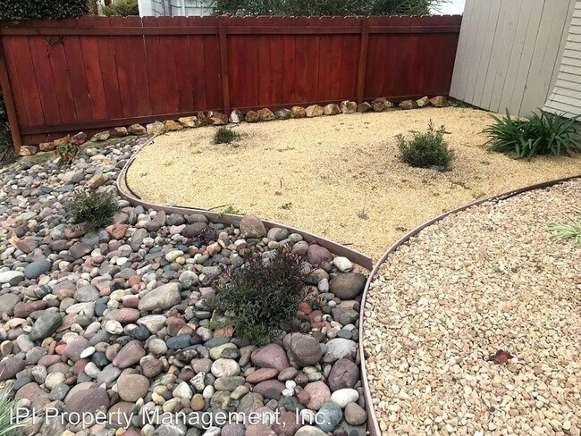 Building Photo - Lovely Vintage Home in North Park