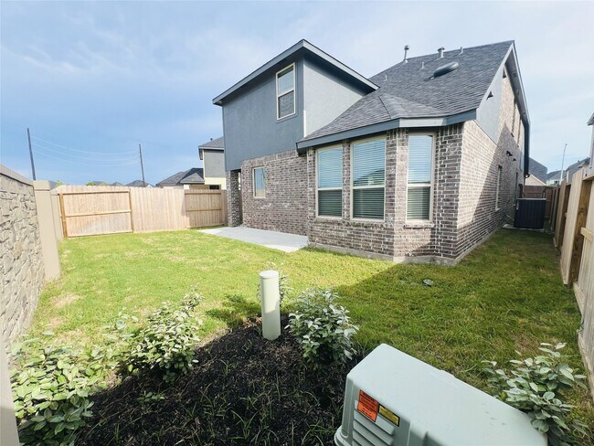 Building Photo - 29818 Ellwood Ln