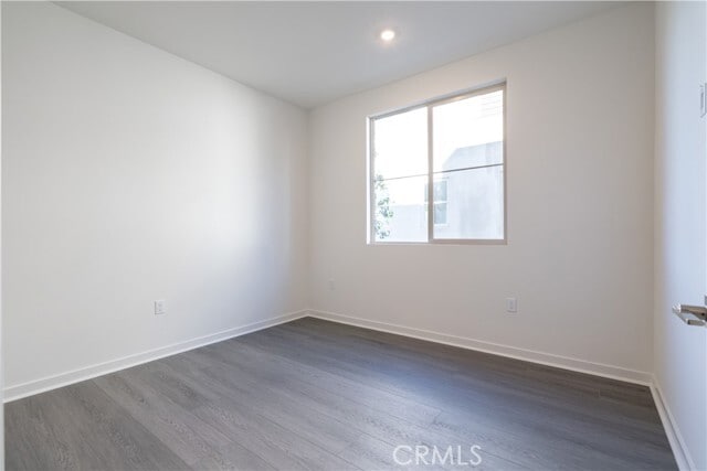 Building Photo - 3251 E Emerald Dr