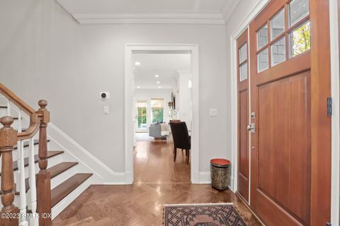 Building Photo - 39 Woodland Dr