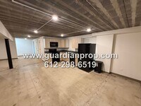 Building Photo - 7535 Cloman Way E